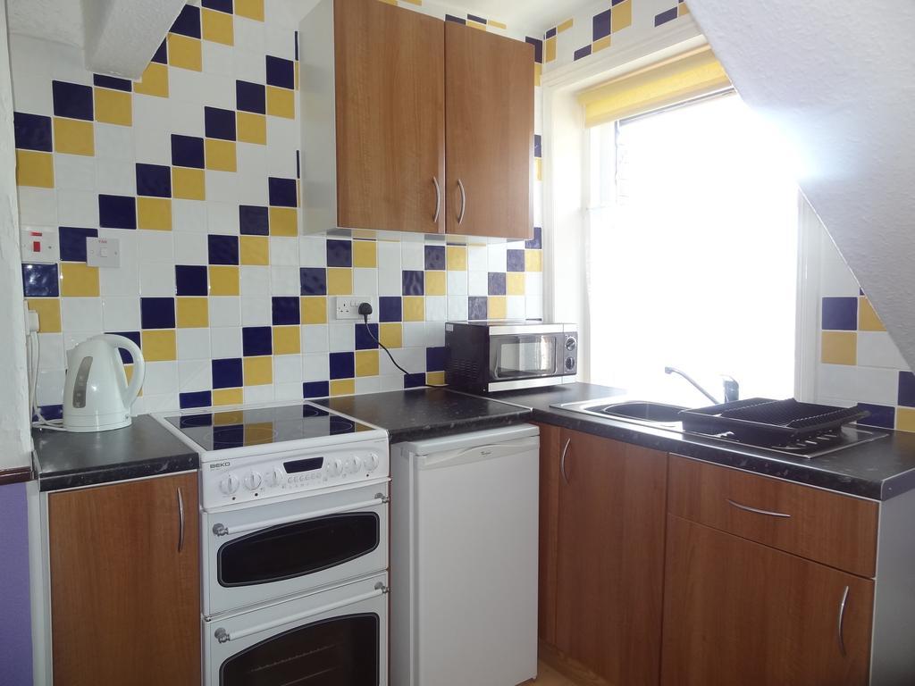 Lindisfarne Holiday Apartments - Families & Couples Only Blackpool Rum bild